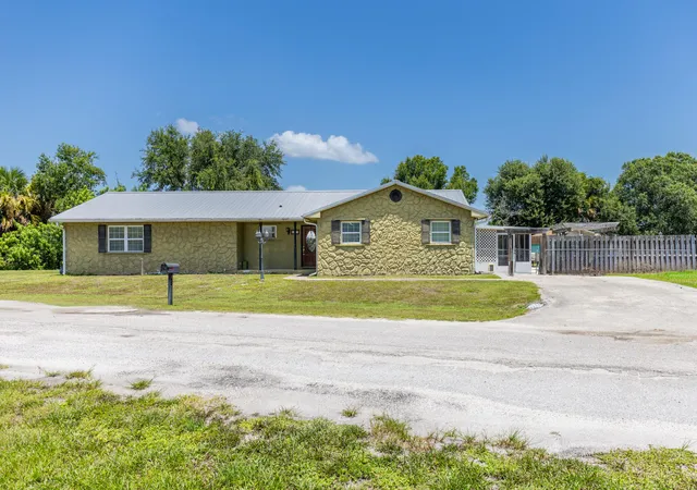 1st image of 6911 Se 88th Blvd, Okeechobee, FL 34974 | MLS# B26053802