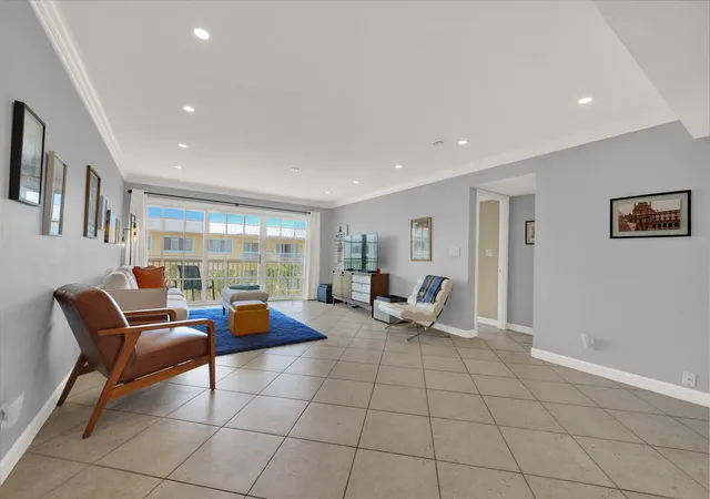 Photo 1 of Condo for sale at 1501 E Broward Blvd #810, Fort Lauderdale, FL 33301 | MLS# B26053805 | Listing updated on 2026-10-09