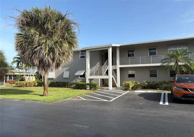 1st image of 306 S Circle Dr #203, Boynton Beach, FL 33435 | MLS# A12055889