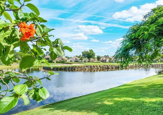 Condo for sale at 5208 Lake Catalina Dr N #D, Boca Raton, FL 33496 | MLS# B26053868