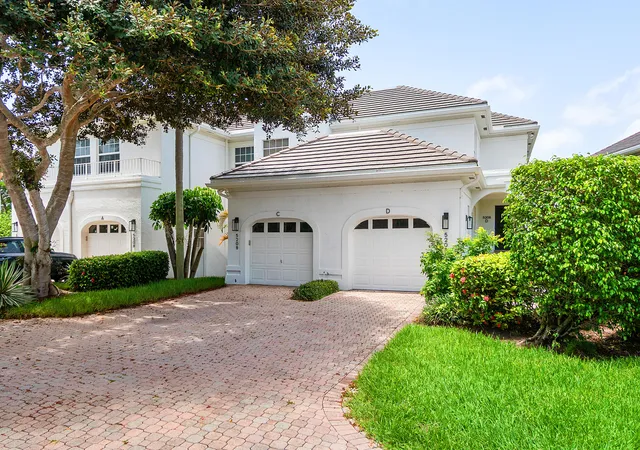 Photo 2 of Condo for sale at 5208 Lake Catalina Dr N #D, Boca Raton, FL 33496 | MLS# B26053868 | Listing updated on 2026-10-07