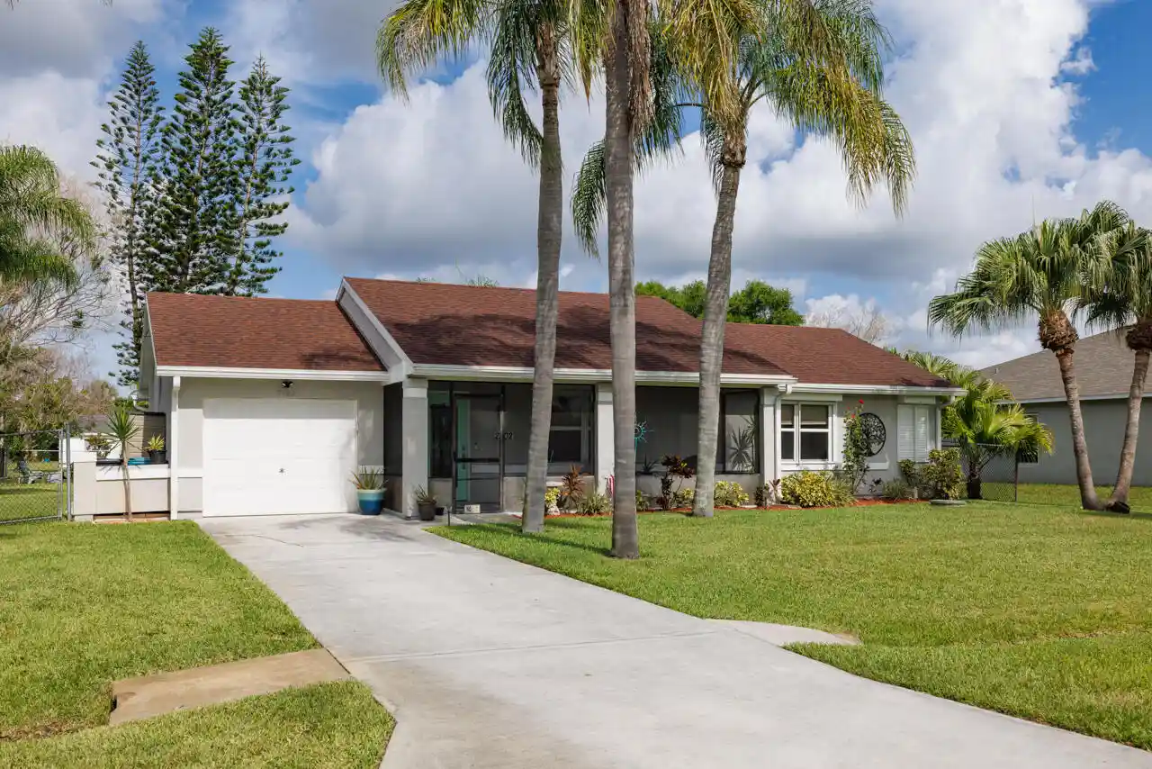 Photo 1 of Single family home for sale at 2502 Se University Ter, Port Saint Lucie, FL 34952 | MLS# B26053896 | Listing updated on 2026-10-23