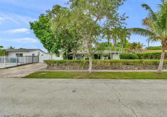 Single family home for sale at 9921 SW 165th Terrace, Miami, FL 33157 | MLS# A12055329 | Listing updated on 2026-08-01