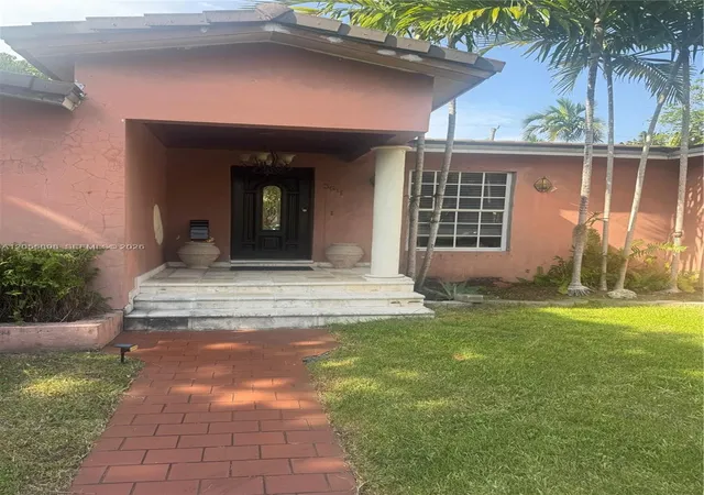 5th image of 3611 Sw 21St St, Miami, FL 33145 | MLS# A12055898