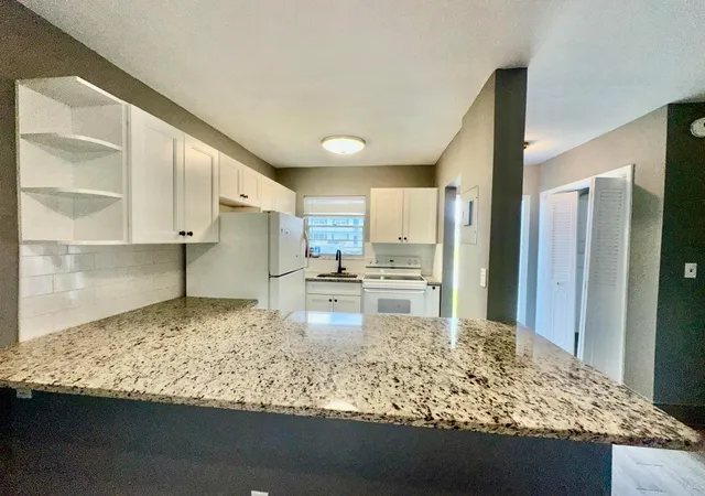 Photo 2 of Condo for sale at 1113 Lake Ter #107, Boynton Beach, FL 33426 | MLS# B26054070 | Listing updated on 2026-09-23