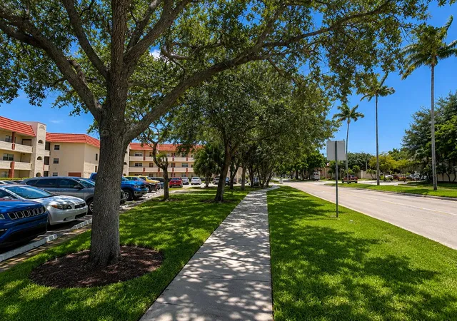 26th image of 2651 Sunrise Lakes Dr E #310, Sunrise, FL 33322 | MLS# B26054187
