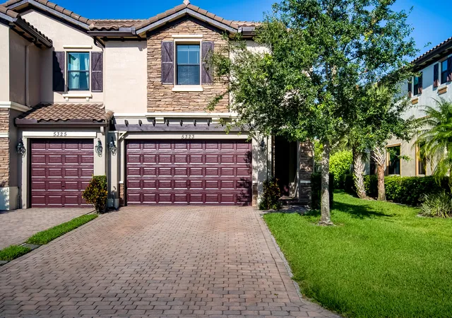 Townhouse for sale at 5323 Santa Maria Ave, Boynton Beach, FL 33436 | MLS# B26054230