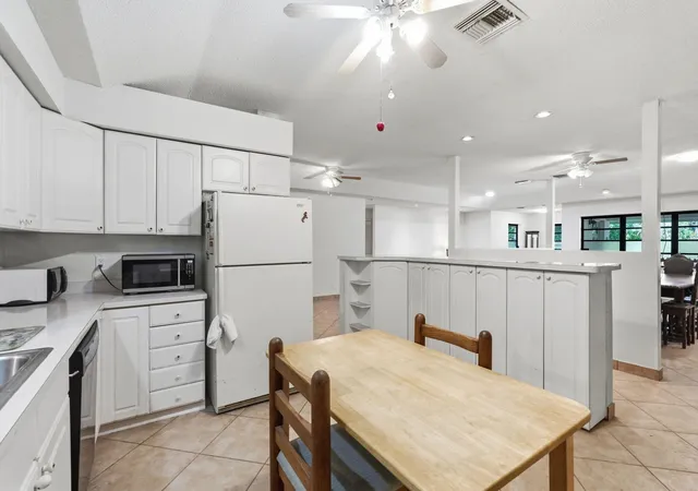 37th image of 16476 107th Dr N, Jupiter, FL 33478 | MLS# B26054337