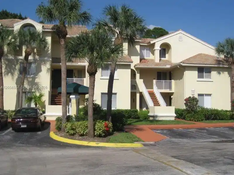 Condo for sale at 22304 Glenmoor Dr #0, West Palm Beach, FL 33409 | MLS# A12056557