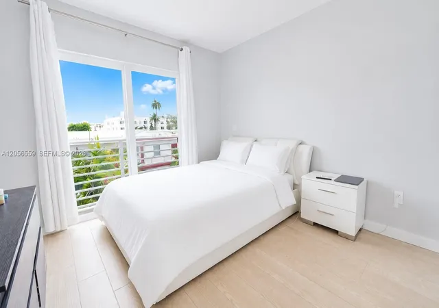 11th image of 619 Meridian Ave #4, Miami Beach, FL 33139 | MLS# A12056559