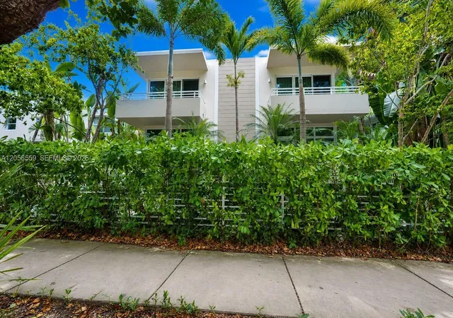 1st image of 619 Meridian Ave #4, Miami Beach, FL 33139 | MLS# A12056559