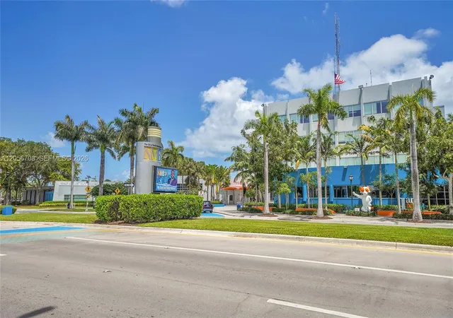 2nd image of 1851 NE 168 Th A8, North Miami Beach, FL 33162