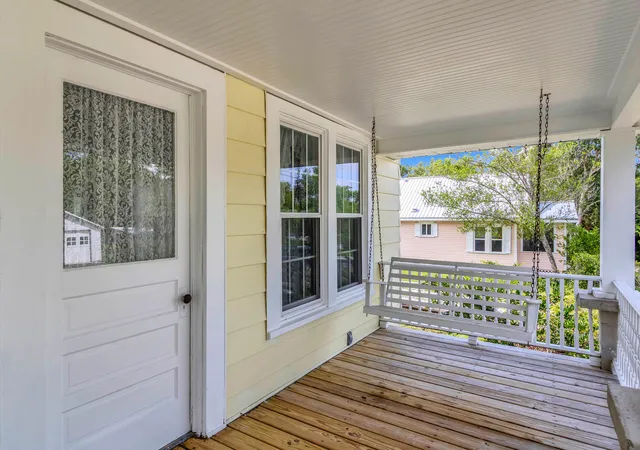 Photo 4 of Single family home for sale at 453 Bell Ave, Brooksville, FL 34601 | MLS# B26054713 | Listing updated on 2026-10-04