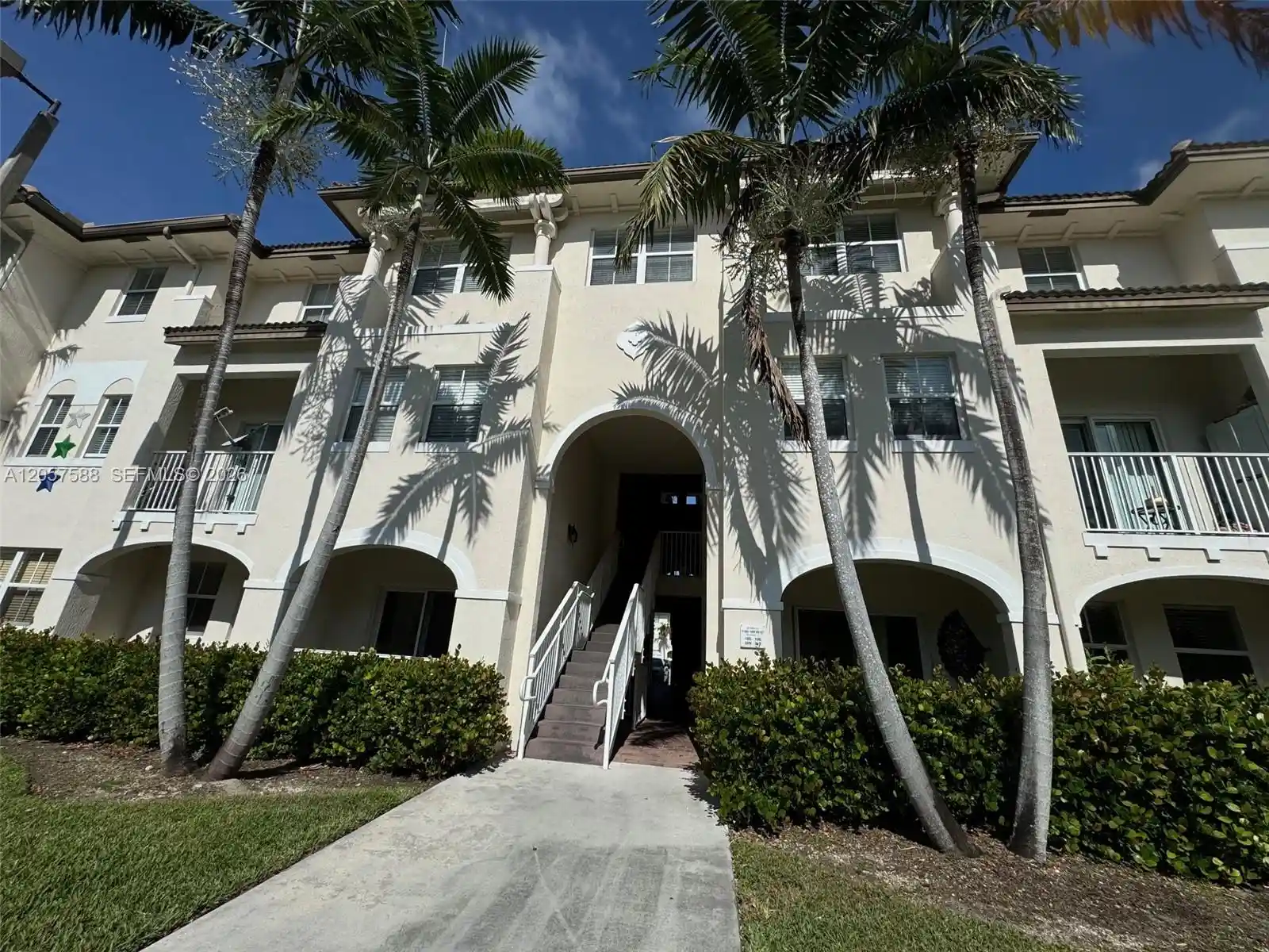 Condo for sale at 11601 NW 89 Street #106, Doral, FL 33178 | MLS# A12057588