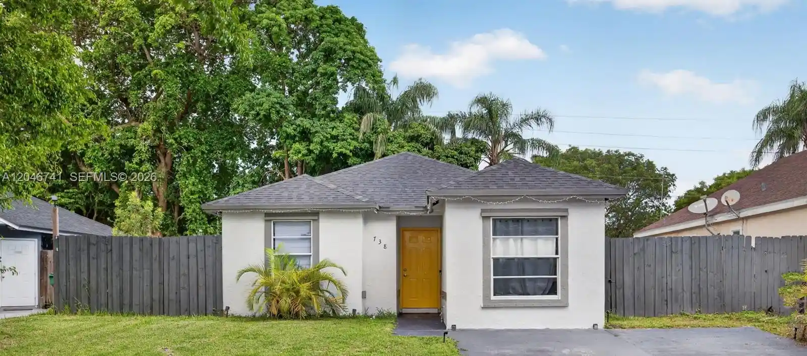 Photo 1 of Single family home for sale at 738 Sw 7th Terrace, Homestead, FL 33034 | MLS# A12046741 | Listing updated on 2026-10-28