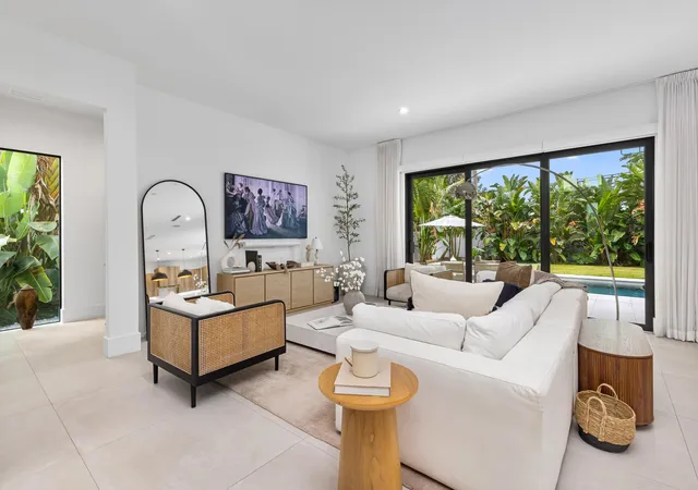 Photo 2 of Single family home for sale at 1405 Ne 4th Avenue, Boca Raton, FL 33432 | MLS# B26055039 | Listing updated on 2026-10-08