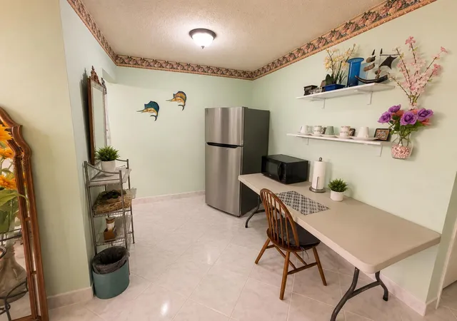 5th image of 2400 Ne 10Th St #205, Pompano Beach, FL 33062 | MLS# B26055067