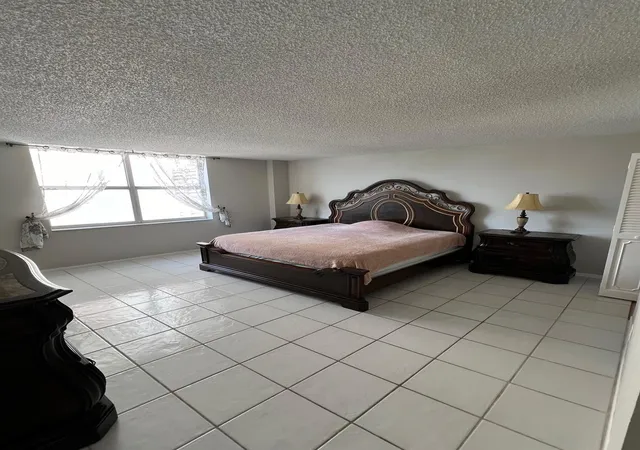 Photo 3 of Condo for sale at 1865 S Ocean Dr #17h, Hallandale Beach, FL 33009 | MLS# B26055197 | Listing updated on 2026-09-23