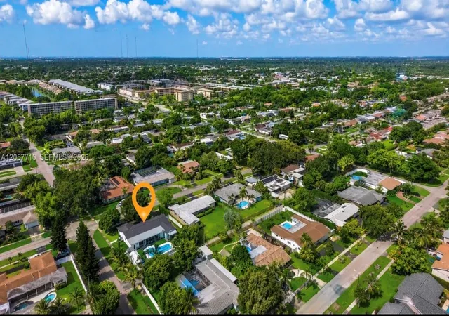 26th image of 5001 Madison St, Hollywood, FL 33021 | MLS# A12057710