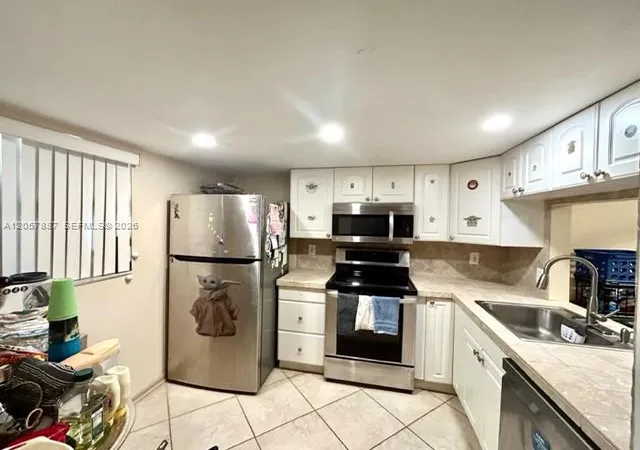 2nd image of 3905 N Nob Hill Rd #312, Sunrise, FL 33351 | MLS# A12057887