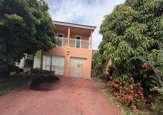 Photo 2 of Sale Pending at 3130 Sunset Cir, Margate, FL 33063 | MLS# B26055363 | Listing updated on 2026-09-17