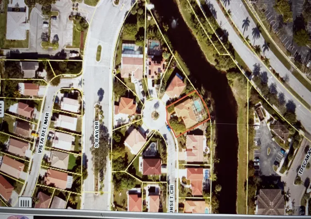 Photo 3 of Sale Pending at 3130 Sunset Cir, Margate, FL 33063 | MLS# B26055363 | Listing updated on 2026-09-17