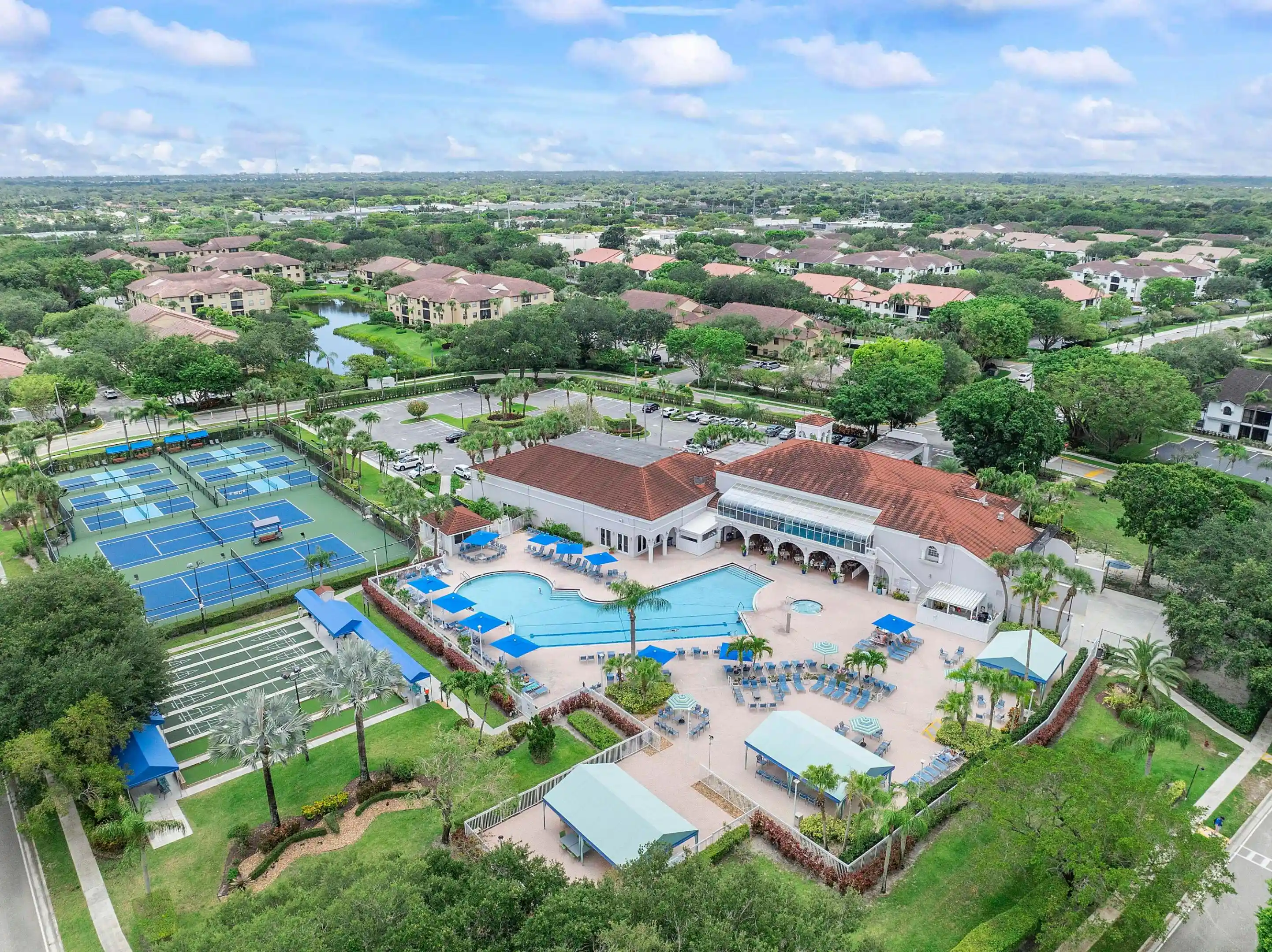 Listing Photo 1 - Condo for sale in 5226 Europa Dr located at 5226 Europa Dr, Boynton Beach, FL 33437 - Unit 5226 Europa Dr