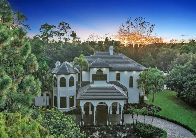 Photo 3 of Mansion for sale at 6041 Nw 84th Terrace, Parkland, FL 33067 | MLS# B26055507 | Listing updated on 2026-10-09