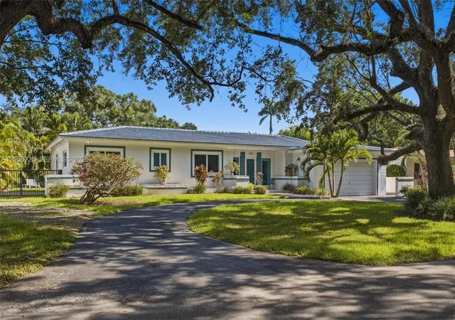 2nd image of 440 Tivoli Ave, Coral Gables, FL 33143 | MLS# A12056725
