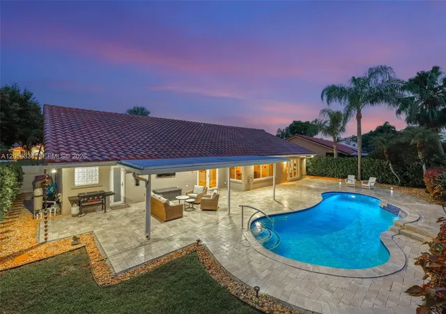 5th image of 5621 Thornbluff Ave, Davie, FL 33331 | MLS# A12056334