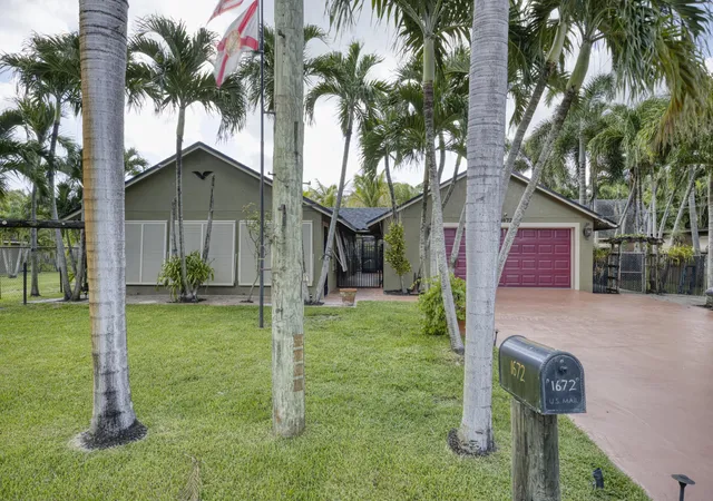 Photo 3 of Single family home for sale at 1672 Erie Ter, West Palm Beach, FL 33406 | MLS# B26055673 | Listing updated on 2026-10-01