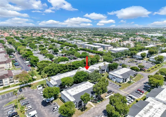 2nd image of 18965 Nw 62Nd Ave, Hialeah, FL 33015