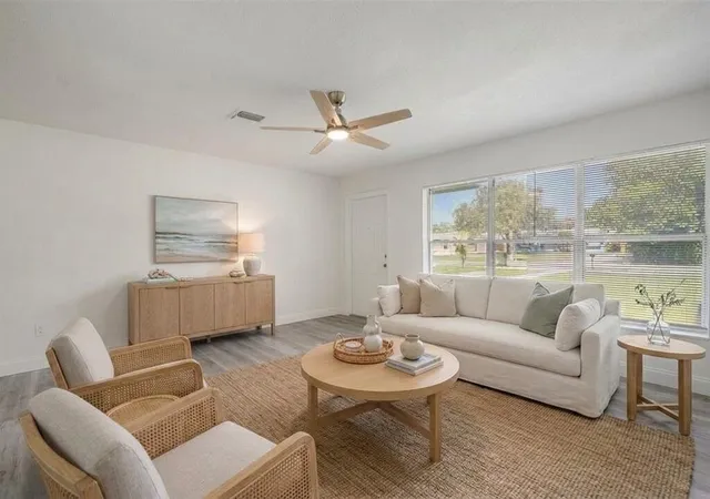Photo 3 of Single family home for sale at 911 SE Dolphin Dr, Stuart, FL 34996 | MLS# B26055827 | Listing updated on 2026-10-02