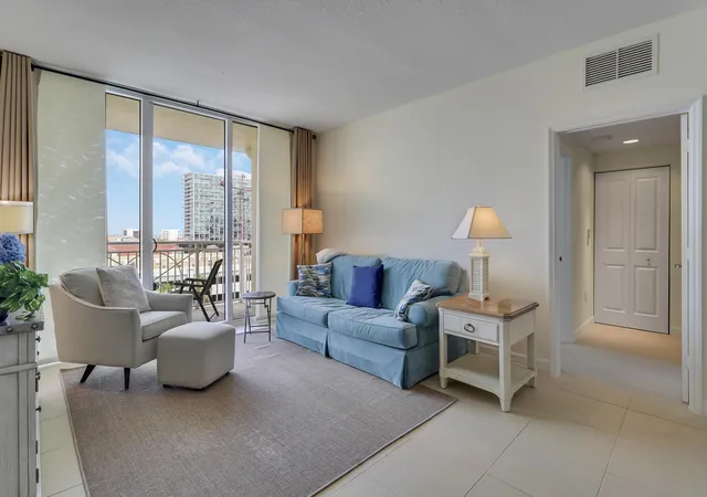 Photo 2 of Condo for sale at 480 Hibiscus St #821, West Palm Beach, FL 33401 | MLS# B26055854 | Listing updated on 2026-10-03