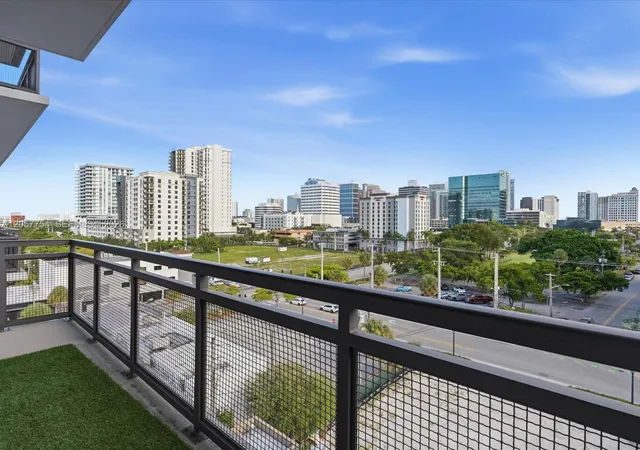 4th image of 410 Nw 1St Ave #604, Fort Lauderdale, FL 33301 | MLS# A12057754