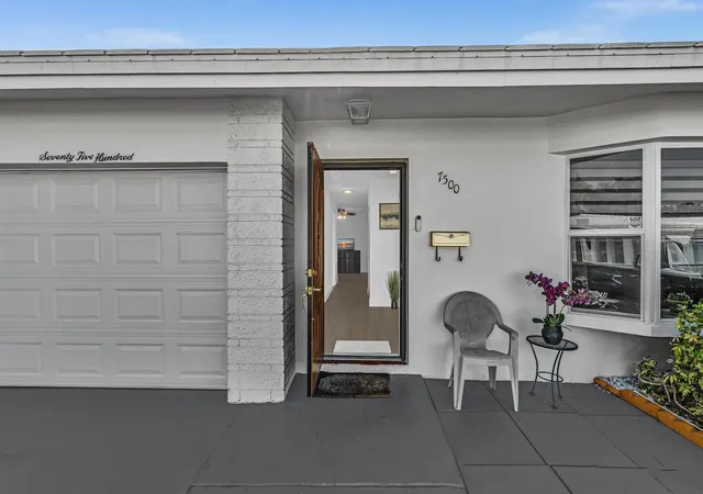 Photo 3 of Single family home for sale at 7500 Nw 73rd Avenue, Tamarac, FL 33321 | MLS# B26055997 | Listing updated on 2026-10-07