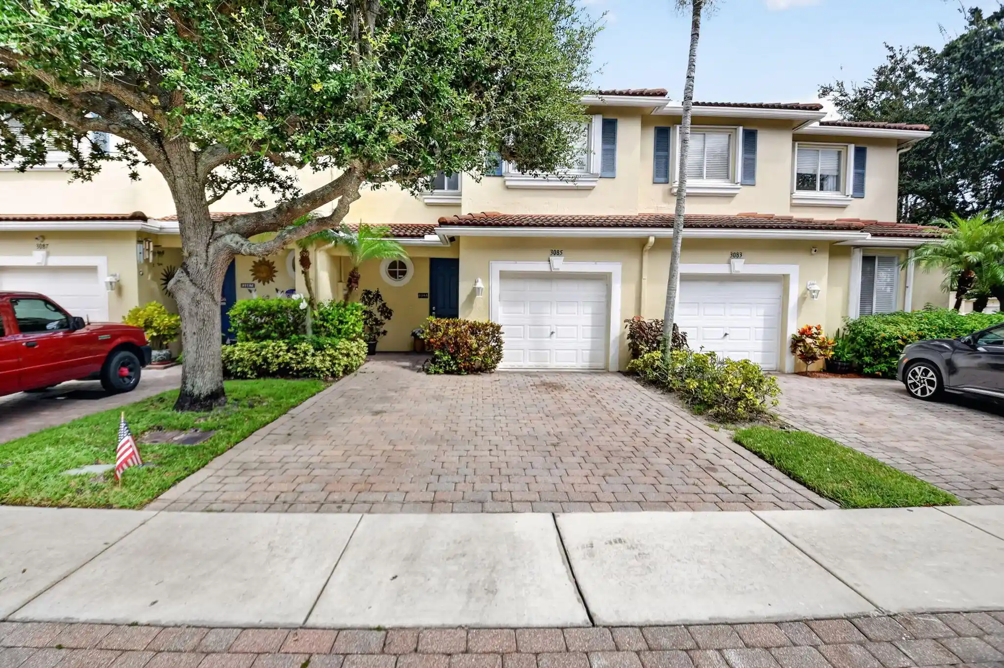 Photo 1 of Townhouse for sale at 3085 N Evergreen Cir, Boynton Beach, FL 33426 | MLS# B26056009 | Listing updated on 2026-10-26
