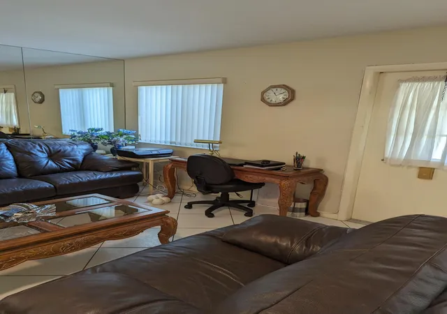Listing Photo 5 - Condo for sale in building located at 407 Pine Gln Ln, Greenacres, FL 33463 - Unit #B-1