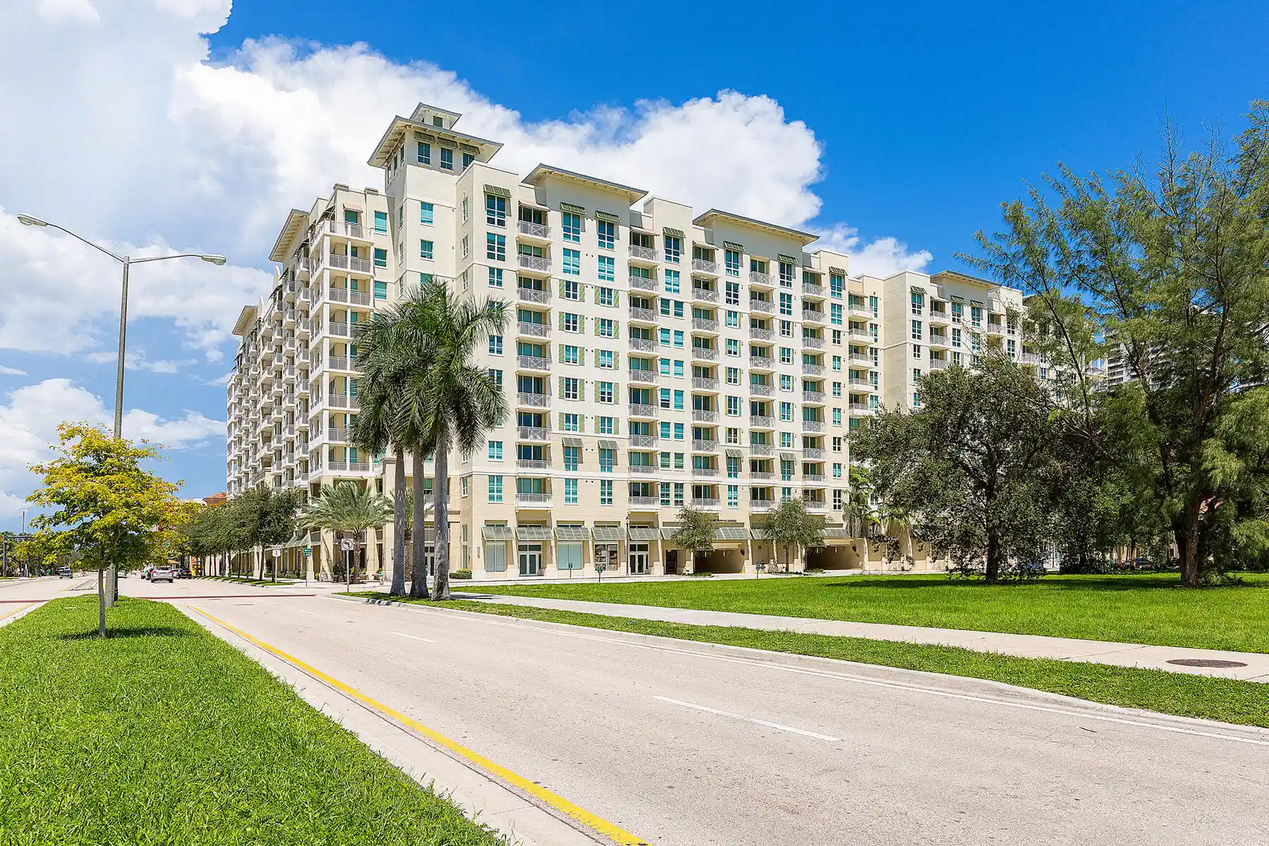 Photo 1 of Condo for sale at 480 Hibiscus St #515, West Palm Beach, FL 33401 | MLS# B26056034 | Listing updated on 2026-10-01