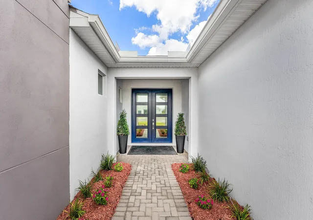3rd image of 10319 Sw Adelaide Ter, Port St Lucie, FL 34987 | MLS# B26056112