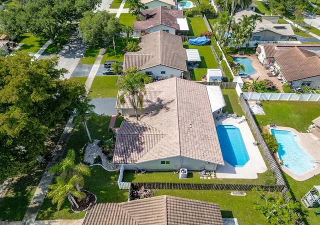Photo 3 of Single family home for sale at 5569 SW 112th Terrace, Cooper City, FL 33330 | MLS# B26056188 | Listing updated on 2026-10-09