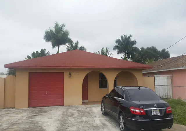 Photo 1 of Single family home for sale at 2943 Alabama St, West Palm Beach, FL 33406 | MLS# B26056284 | Listing updated on 2026-10-08