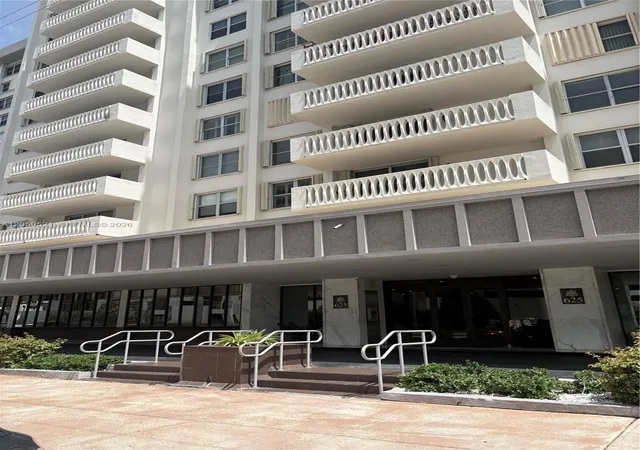 1st image of 625 Biltmore Wy #501, Coral Gables, FL 33134 | MLS# A12059521