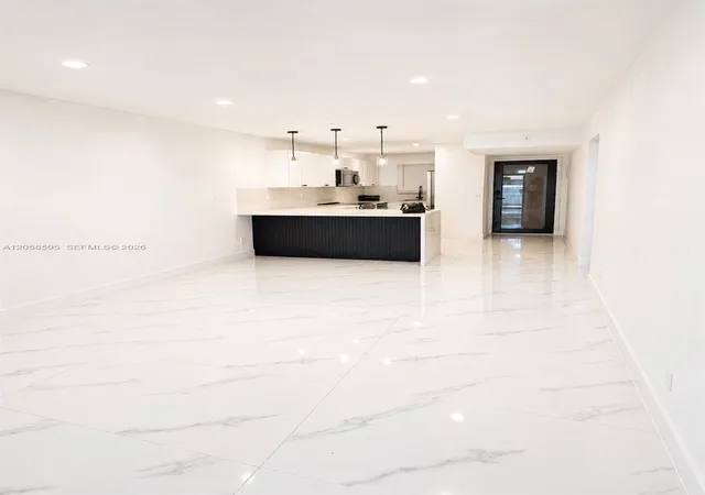 5th image of 10851 Sw 2Nd St #K105, Sweetwater, FL 33174 | MLS# A12058595