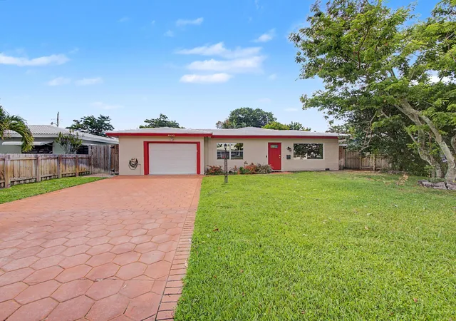 3rd image of 4650 Ne 2Nd Ter, Fort Lauderdale, FL 33334 | MLS# B26056360