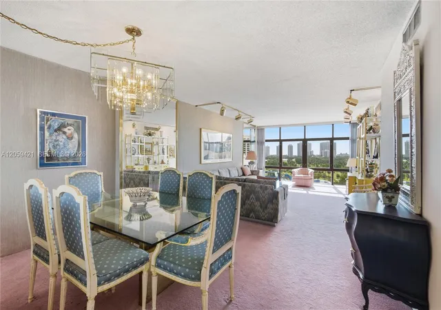 3rd image of 20100 W Country Club Dr #1206, Aventura, FL 33180 | MLS# A12059421