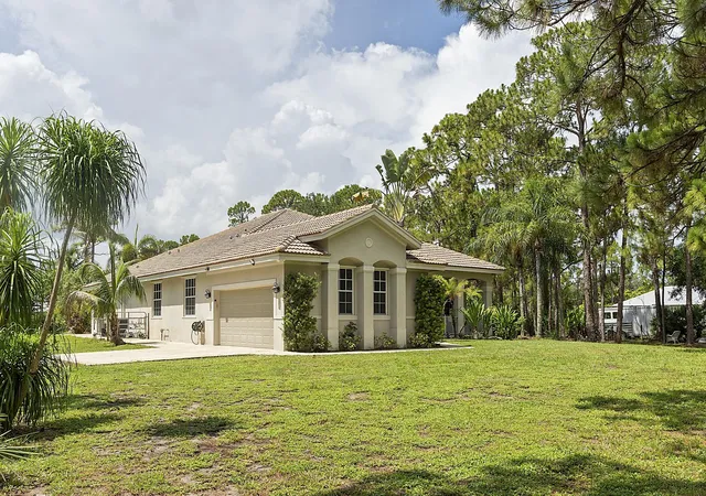 Photo 1 of Single family home for sale at 17854 88th Road N, Loxahatchee, FL 33470 | MLS# B26056597 | Listing updated on 2026-09-30
