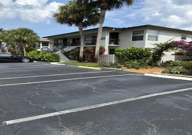 4th image of 5844 Areca Palm Ct #C, Delray Beach, FL 33484 | MLS# B26056634