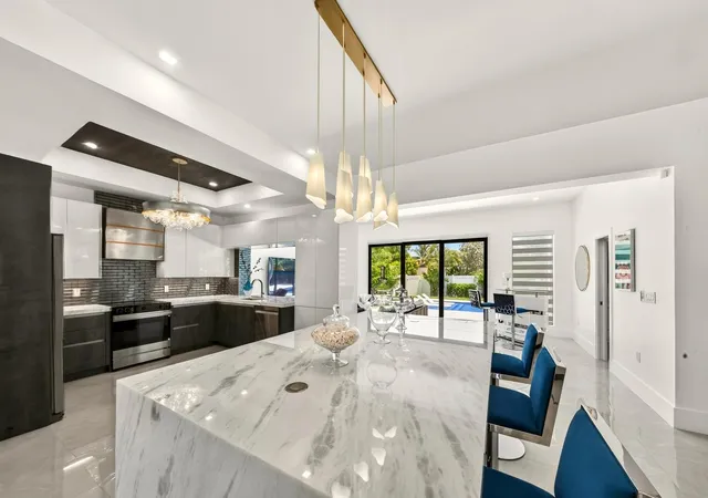 Photo 3 of Single family home for sale at 3933 Washington St, Hollywood, FL 33021 | MLS# B26056695 | Listing updated on 2026-09-23