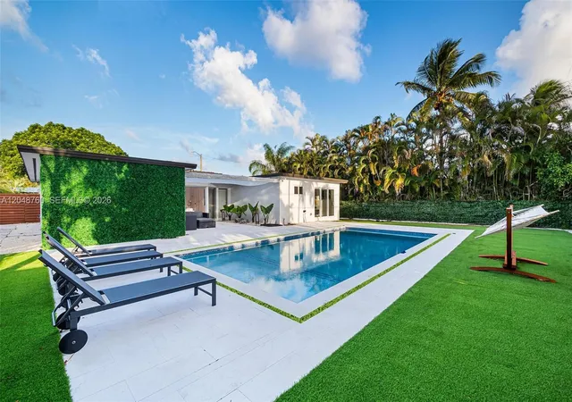 5th image of 10658 Ne 11Th Ave, Miami Shores, FL 33138 | MLS# A12048760